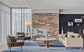 Fairfield Inn & Suites By Marriott Alexandria